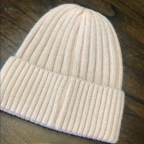 Steve Madden Metallic Blush Beanie NWOT - Picture 6 of 7